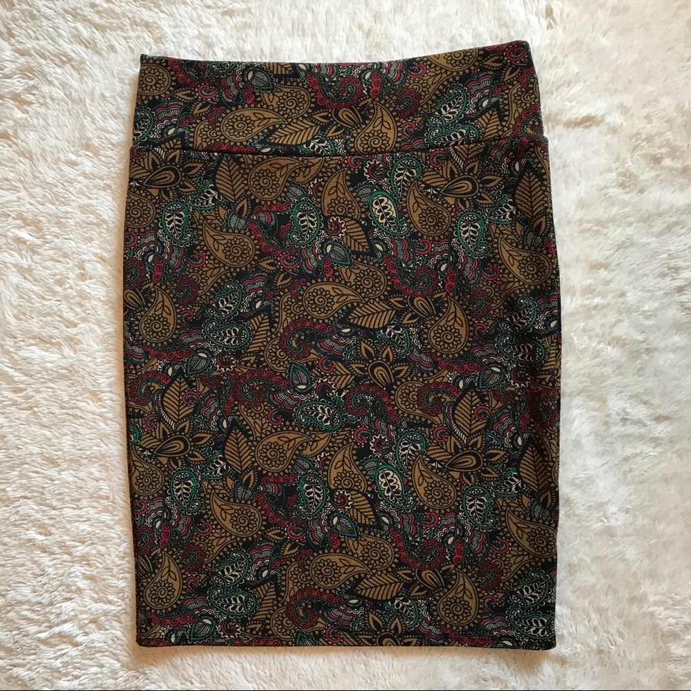 EUC LuLaRoe Cassie Skirt
