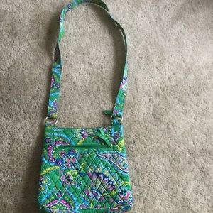 EUC Vera Bradley cross body purse