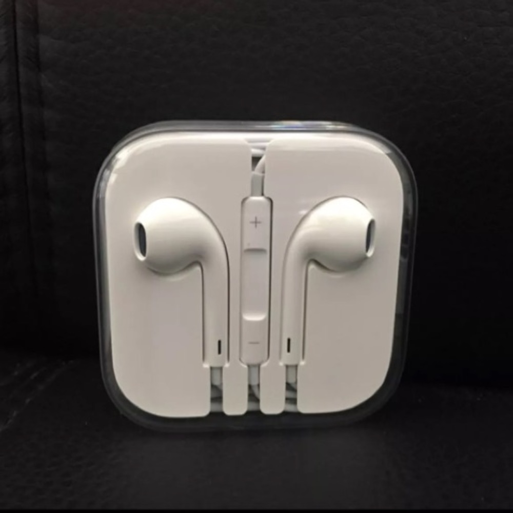 Apple EarPods