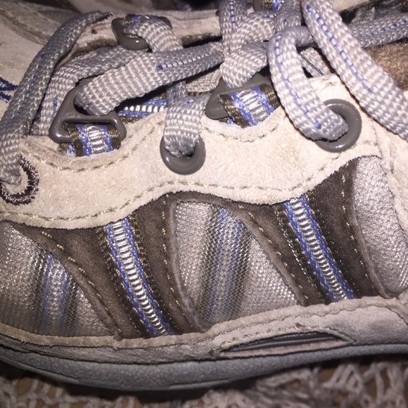 New Balance 644 Hiking sneakers in fall colors - Picture 7 of 8