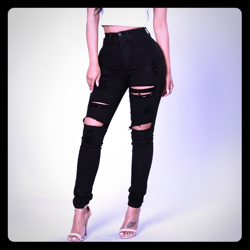 Fashion nova blanched jeans