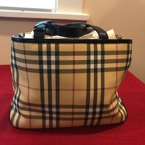 Burberry tote