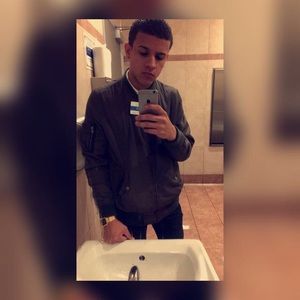 Meet your Posher, Jesus