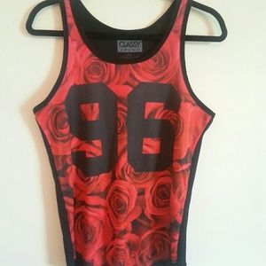 🌻 CLEARANCE Red & Black Rose Tank