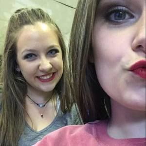 Meet your Posher, Cheyanne