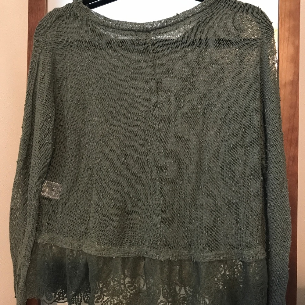 American eagle top - Picture 2 of 3