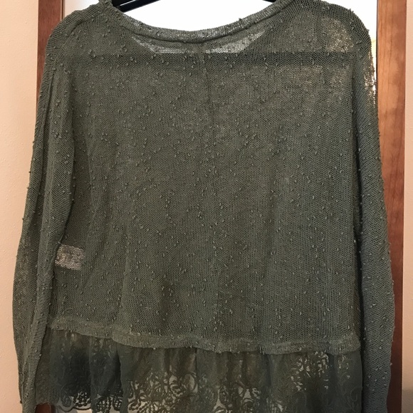 American eagle top - Picture 2 of 3