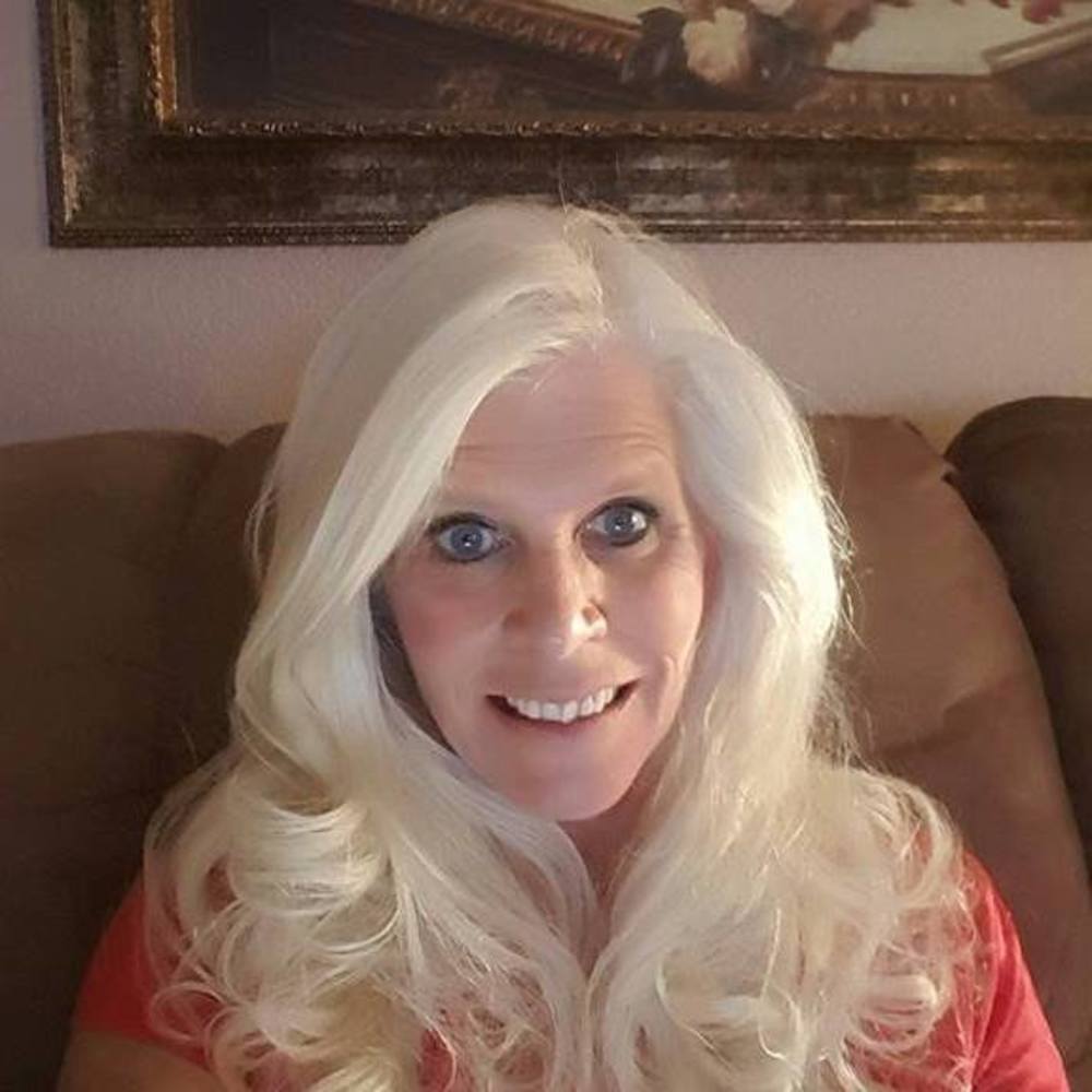 Meet your Posher, Rebecca