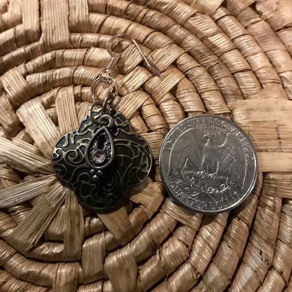 Golden Eye - Picture 2 of 2