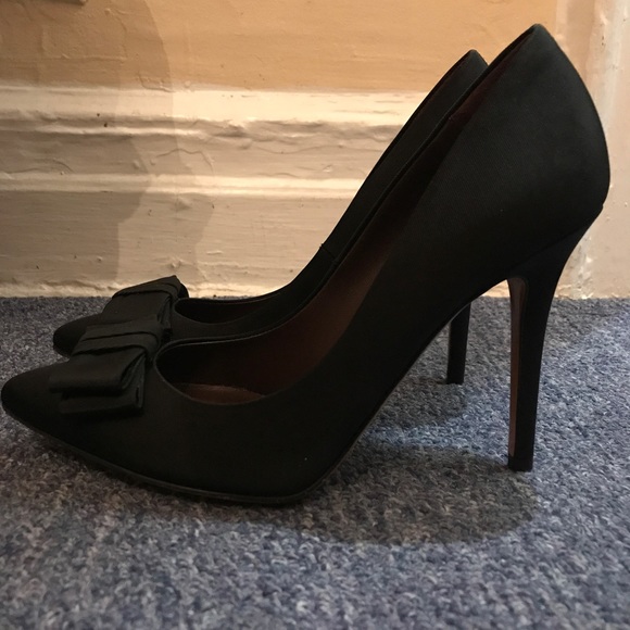 Bruno Magli dressy high heels, size 37.5 - Picture 6 of 7