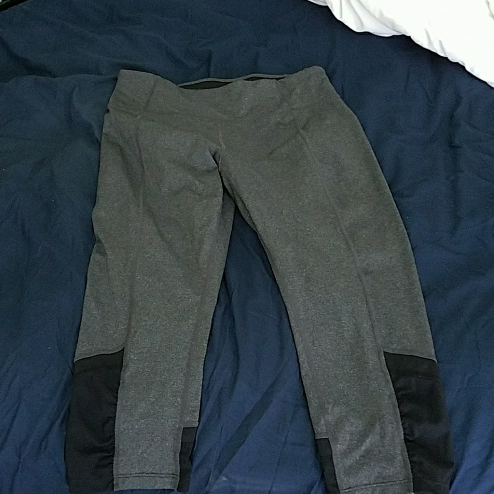 Workout capris