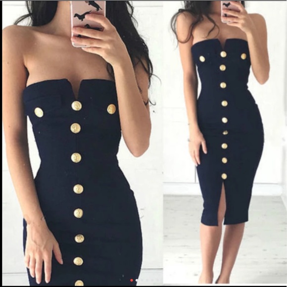 🆕NAVY BODYCON DRESS WITH BUTTON DETAIL - Picture 2 of 7