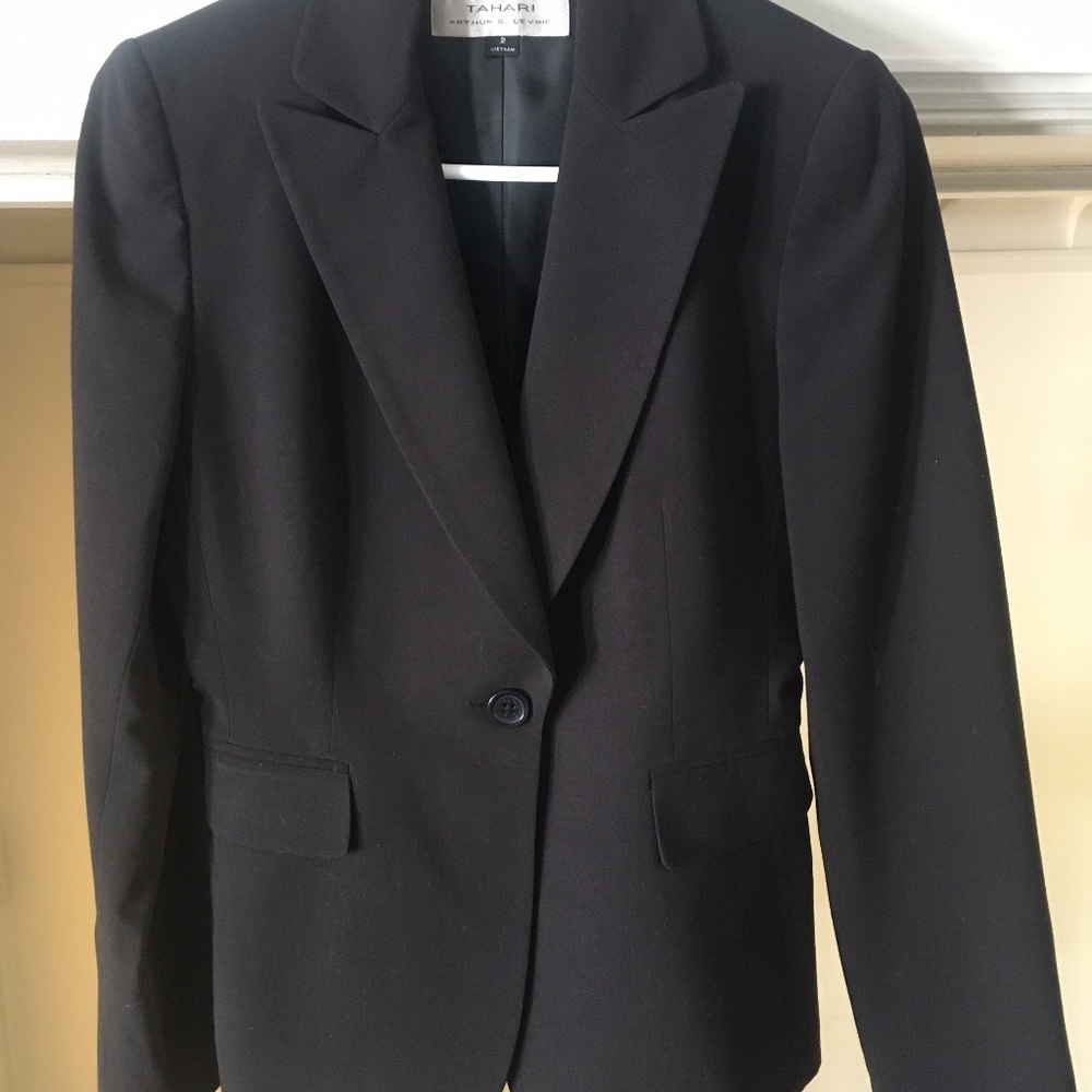 Tahari Black Blazer