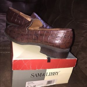 Sam & Libby sturdy flats