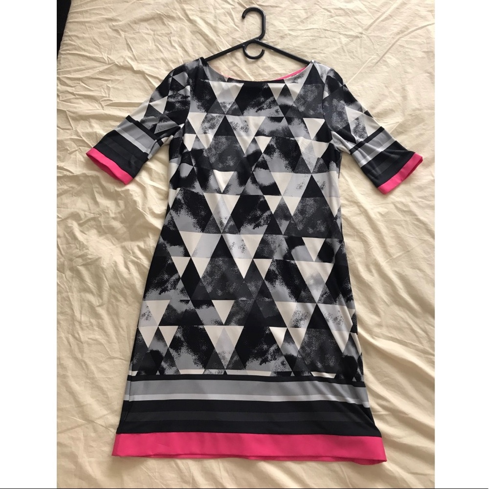 NWOT Eliza J Shift Dress