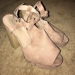 Tan platform suede heels