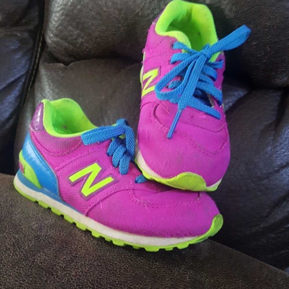 Girls neo colored new balances