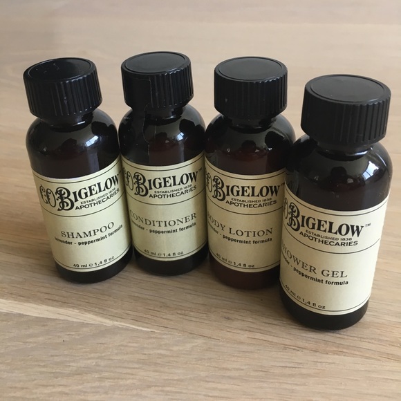 C.O Bigelow four piece set - Picture 1 of 2