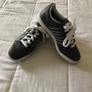 Boys golf shoes