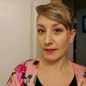 Meet your Posher, Stacey