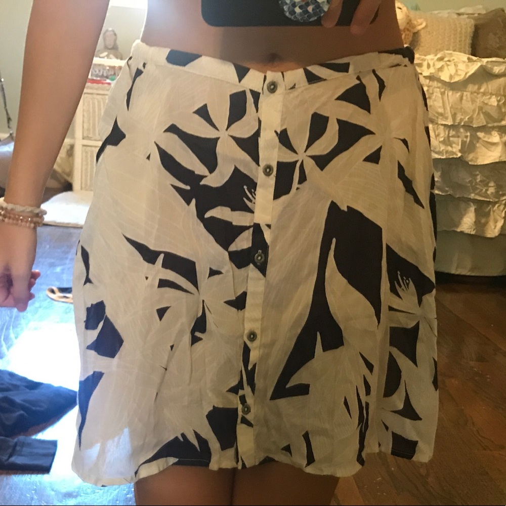 BRAND NEW Roxy Skirt