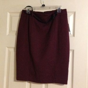 Mossimo size 12 stretch bloodstone pencil skirt