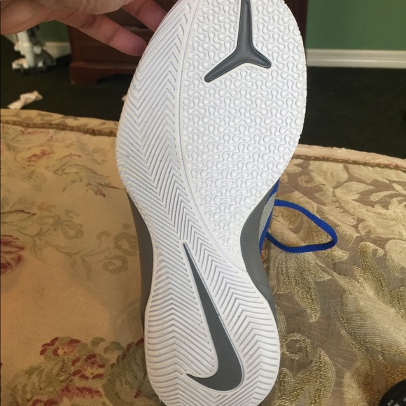 Nike WMNS basketball shoes. New - Picture 4 of 4