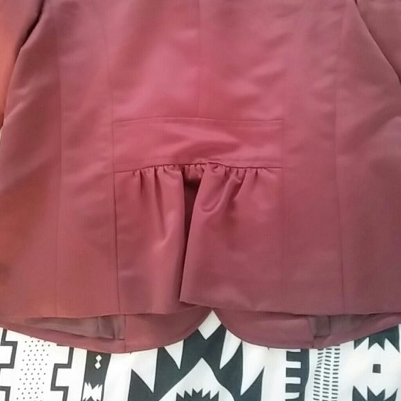 Blazer - Picture 2 of 4