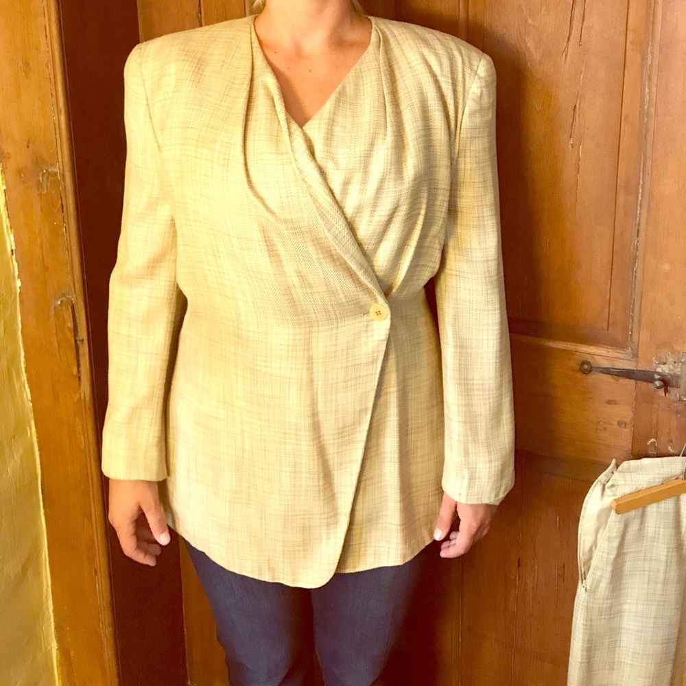 GORGEOUS Silk Giorgio Armani Suit