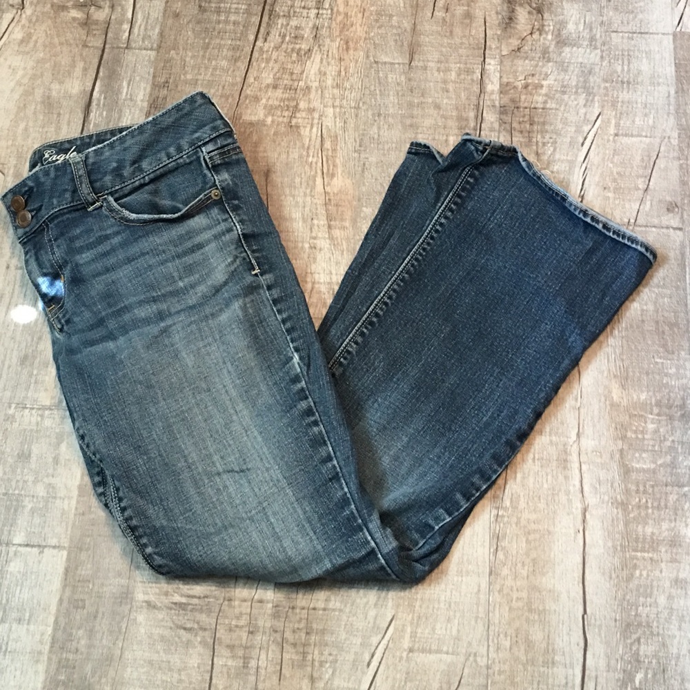 American Eagle jeans. Bootcut Sz 10 short