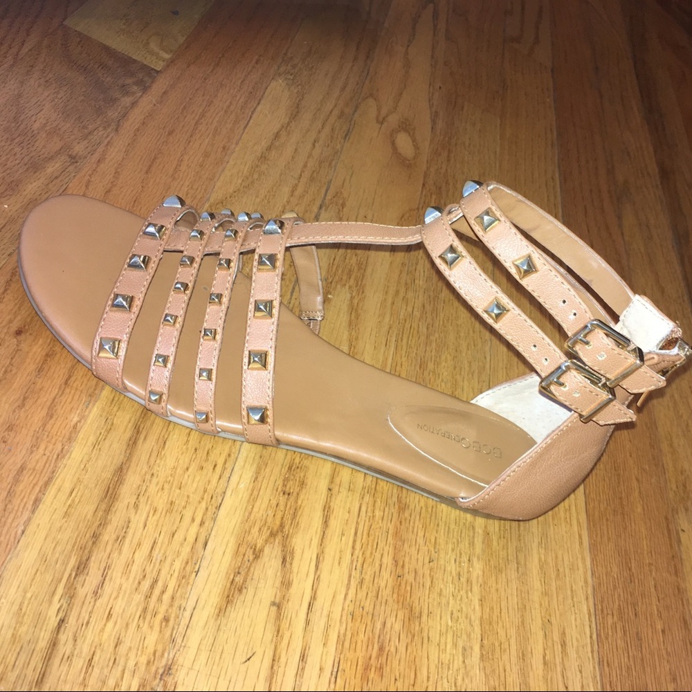 Sandals - Picture 2 of 4