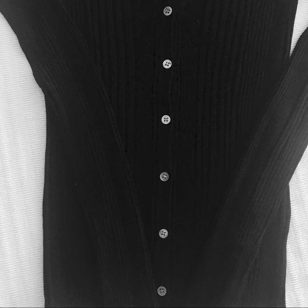 Club Monaco Variegated Rib V-Neck Cardigan - Picture 4 of 5