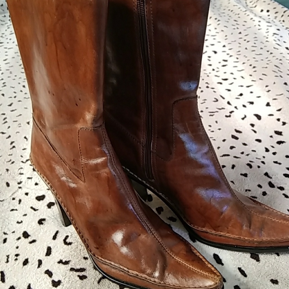 Ladies boots