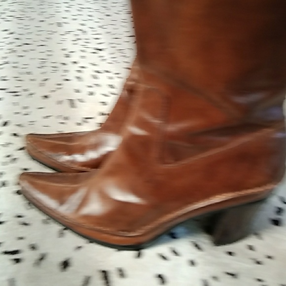 Ladies boots - Picture 3 of 3