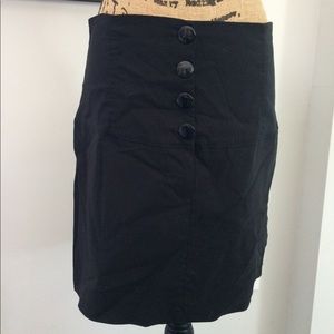4/$16 Black pencil skirt