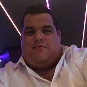 Meet your Posher, Luis