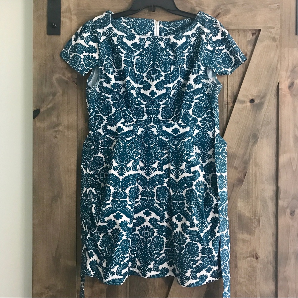green + white patterned dress