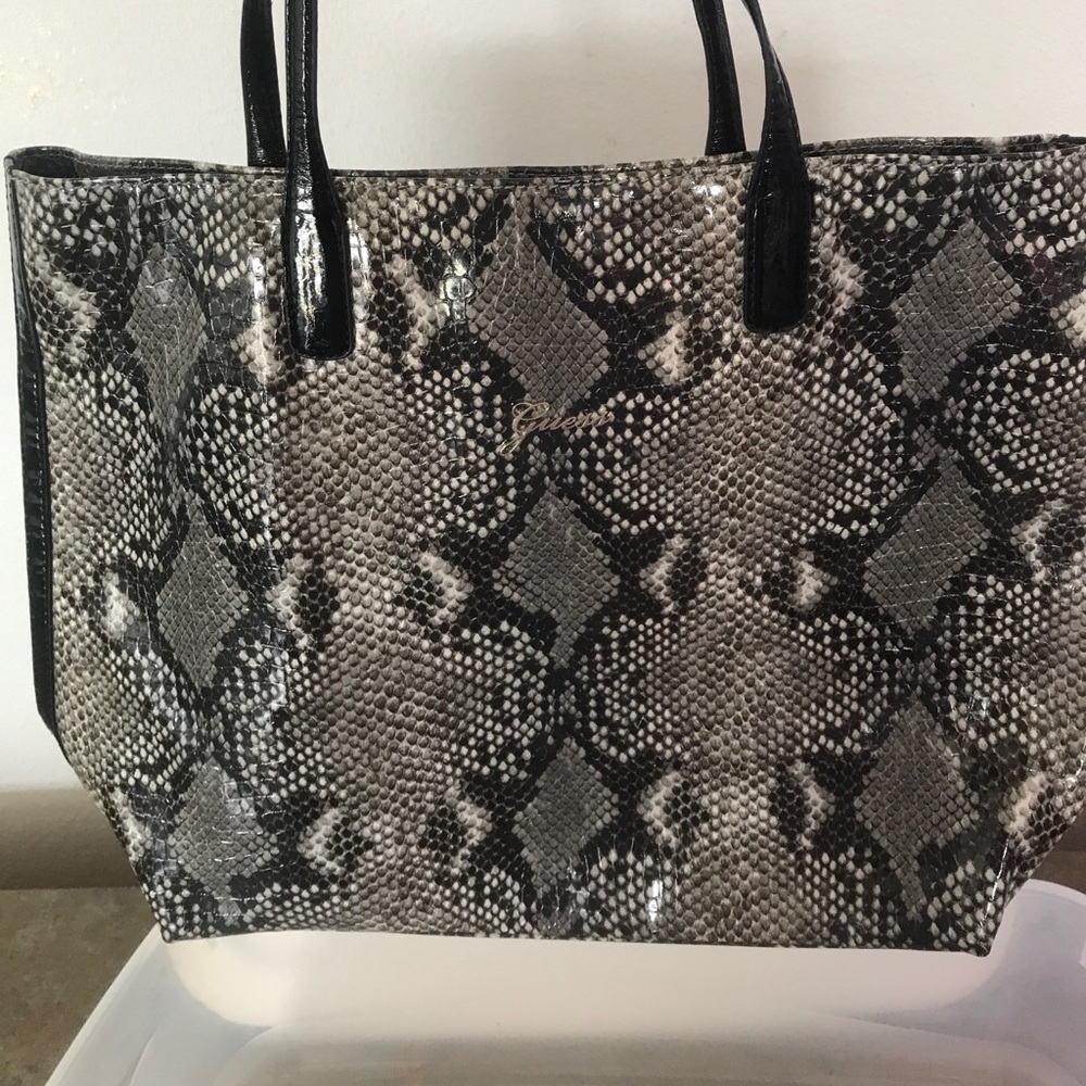Snake skin purse