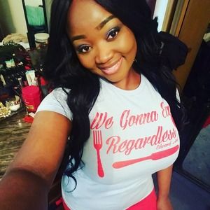 Meet your Posher, Anika