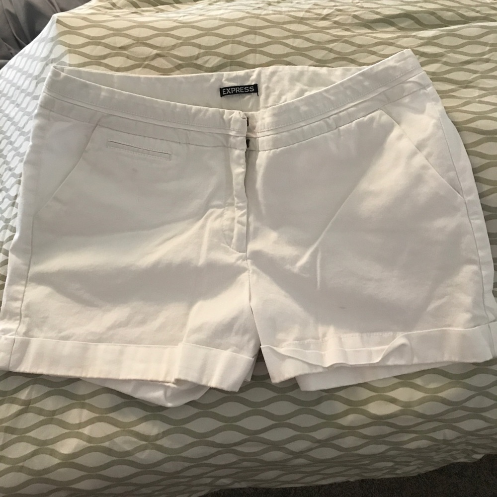 Express Shorts