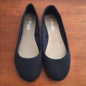 Navy blue flats