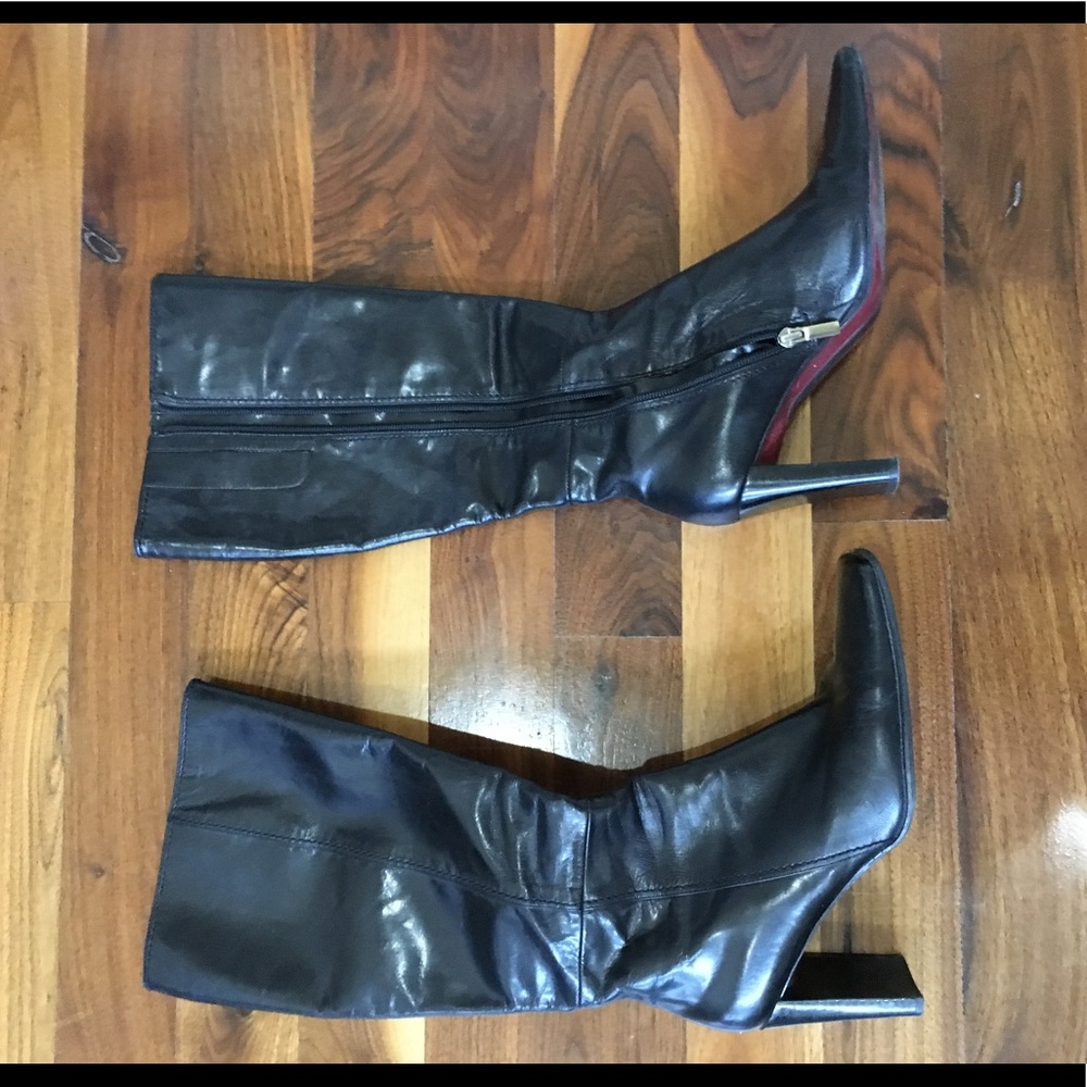 Nine West black boots size 8.5