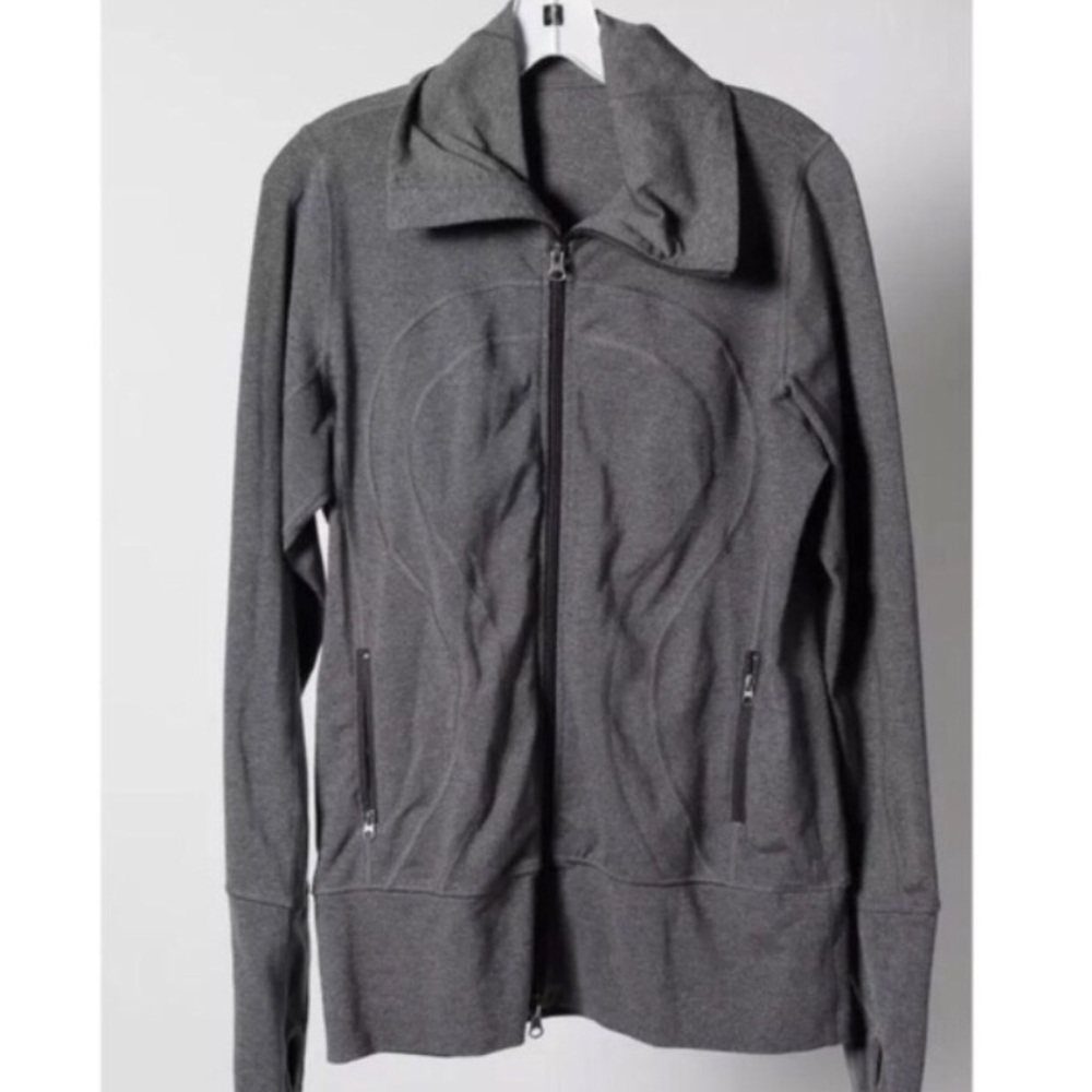 Lululemon in stride jacket