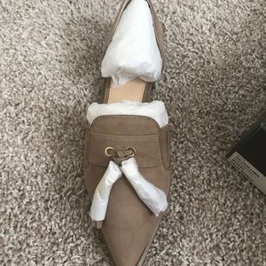Vince Camuto flats