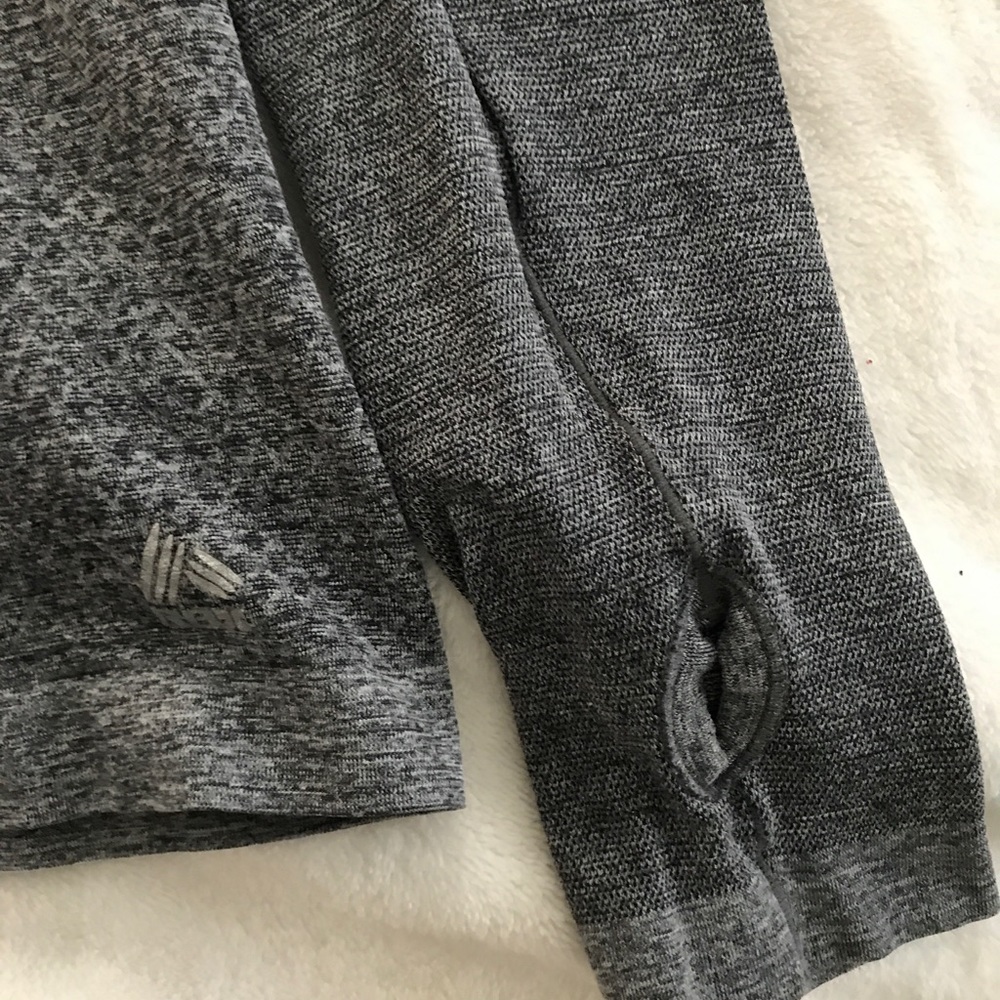 🏃🏽‍♀️RBX Performance Running Half-Zip Pullover - Picture 2 of 5