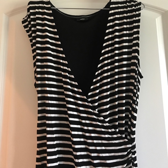 Black and white striped slinky cotton dress! - Picture 3 of 3