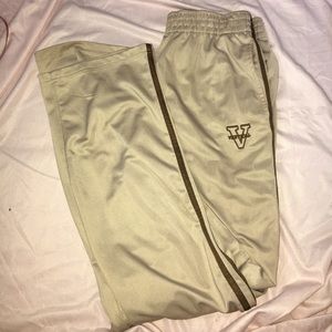 Tan joggers 🏃 super comfortable!!