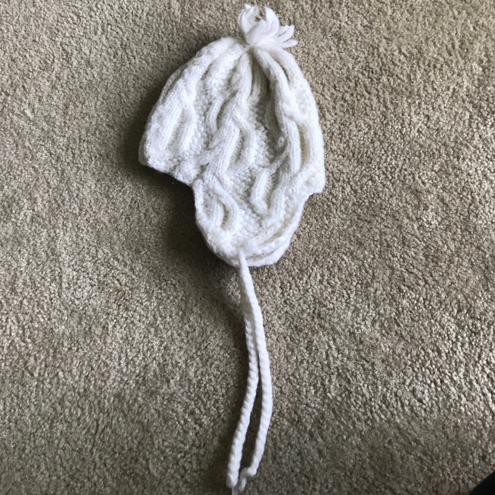 COAL winter hat. White.
