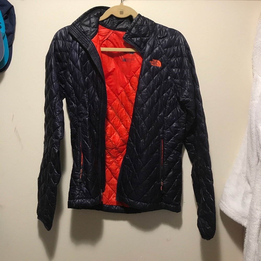 North face puffer jacket