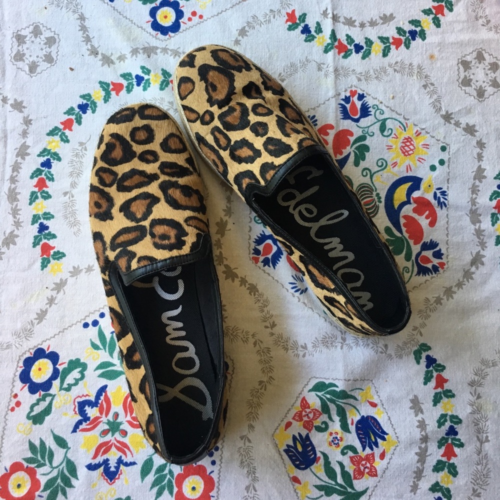 Textured Cheetah Slides